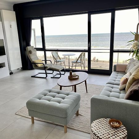 Panoramic Seaview Apartment With Free Private Garage 奥斯滕德 外观 照片